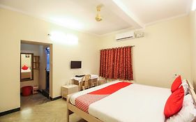 Hotel O Kingston Residency